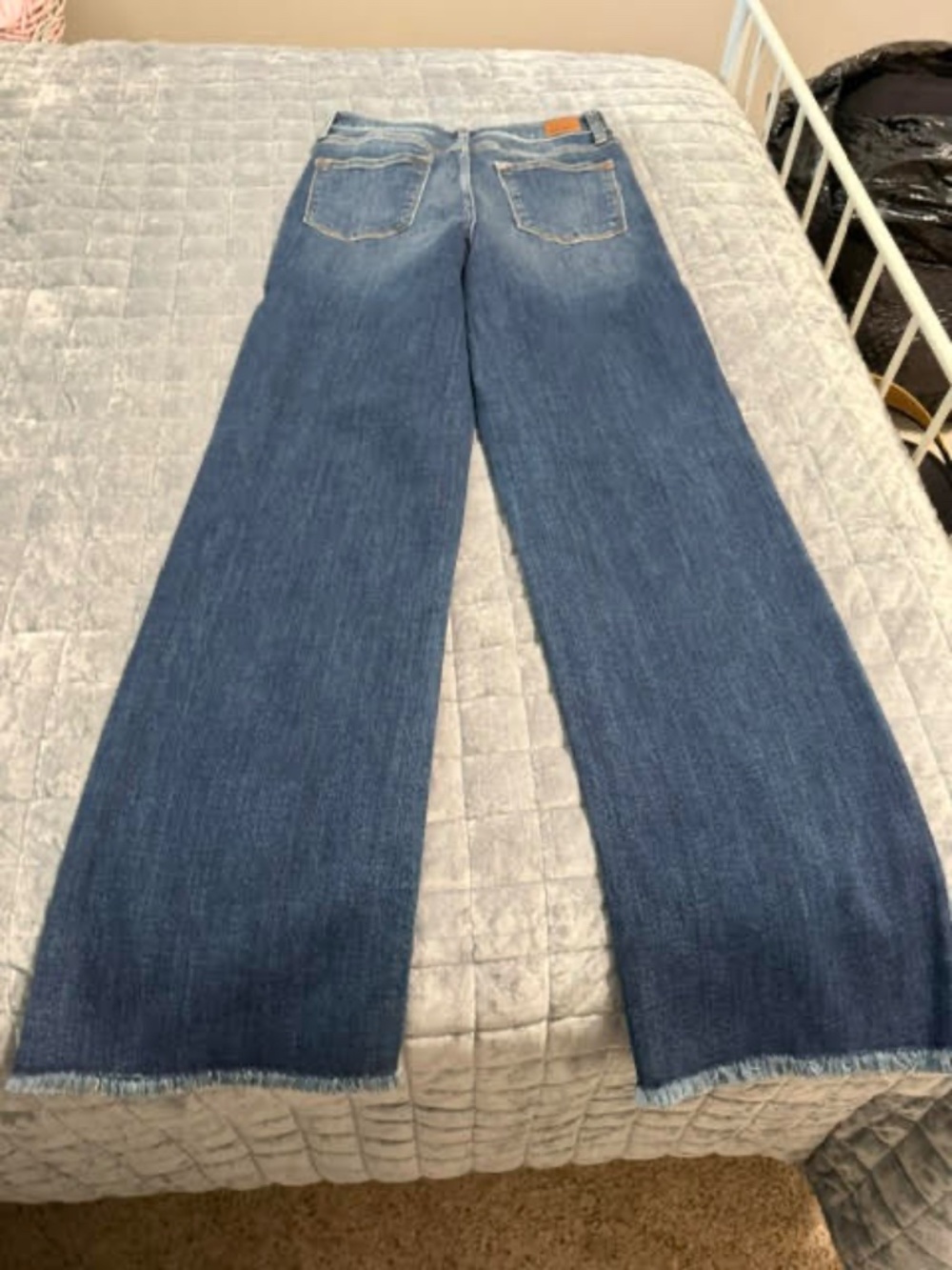 Jeans - Picture 5 of 5